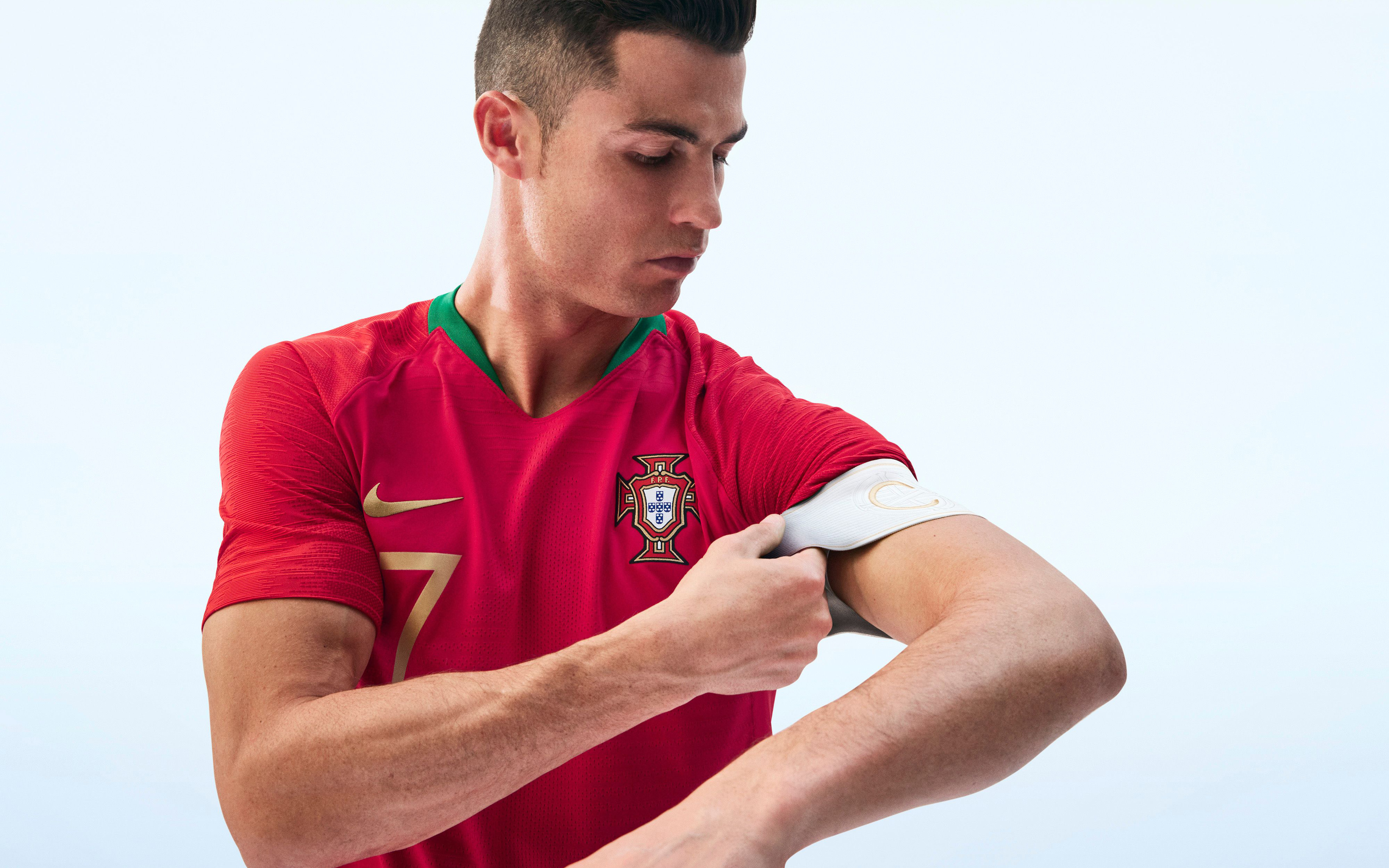Photo from Cristiano Ronaldo - Wallpapers x 43