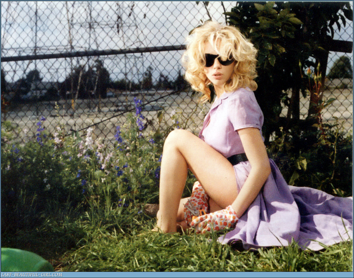 Photo from scarlett johansson