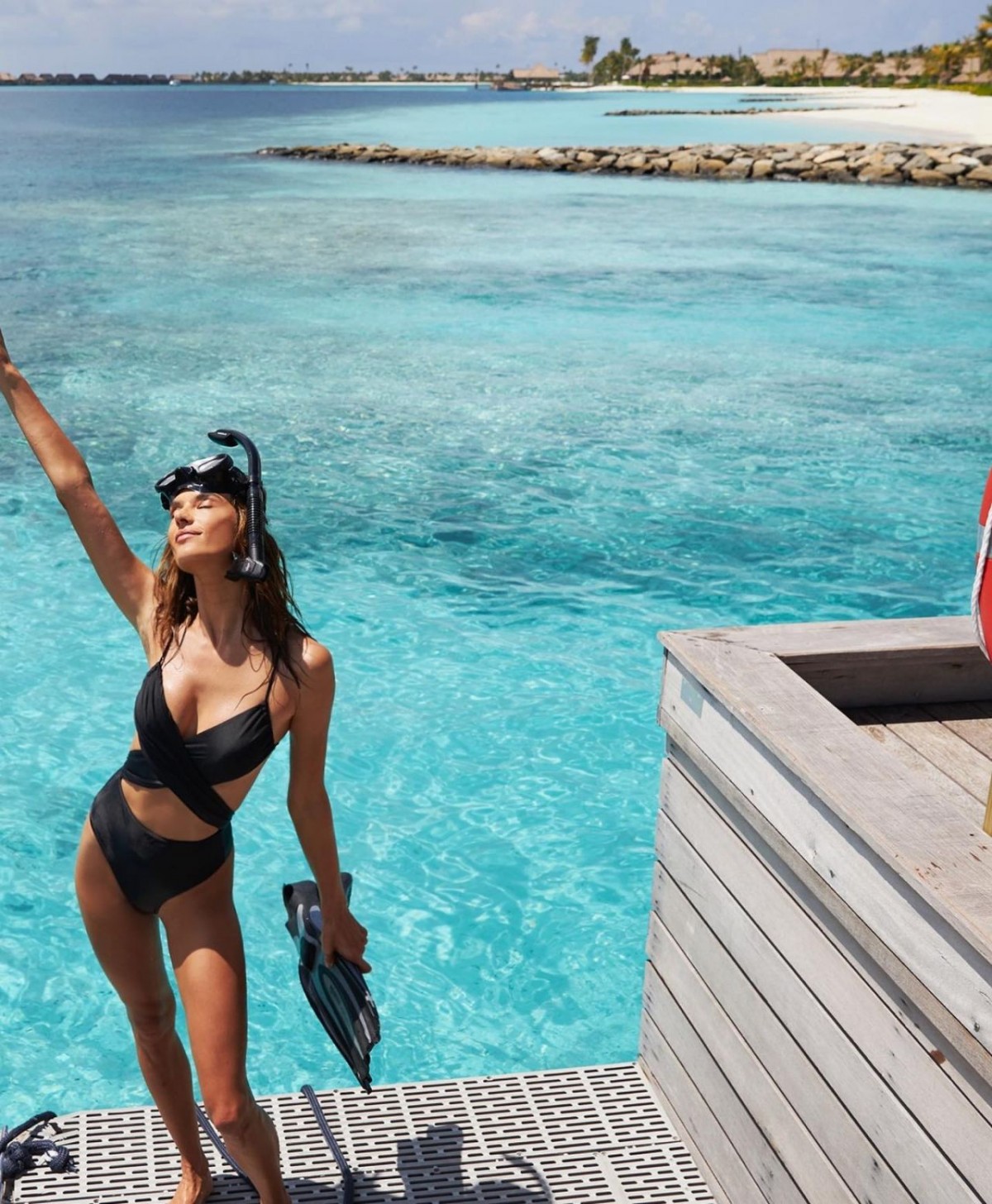 Photo from Alessandra Ambrosio – Gal Floripa November 2019