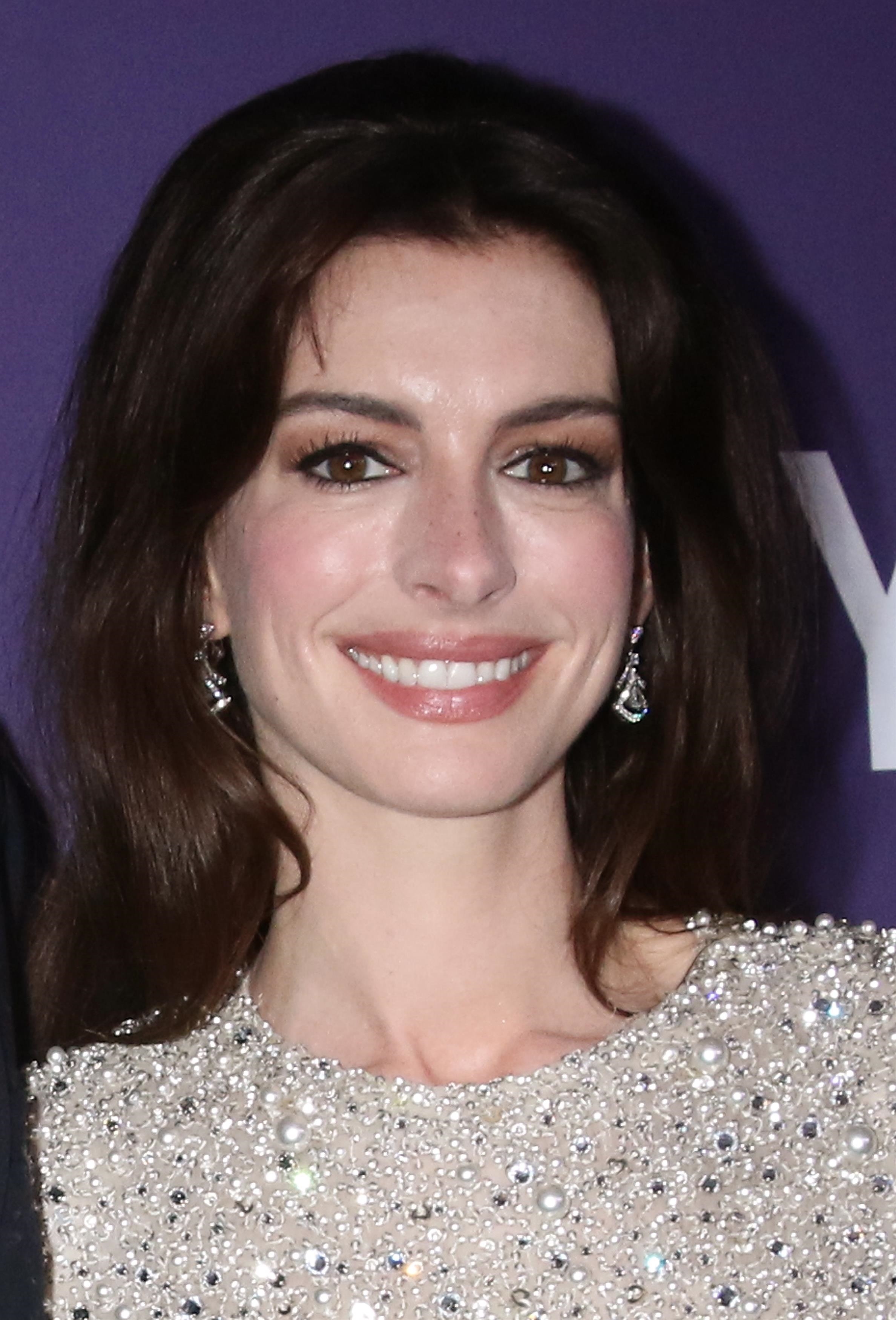 Anne Hathaway