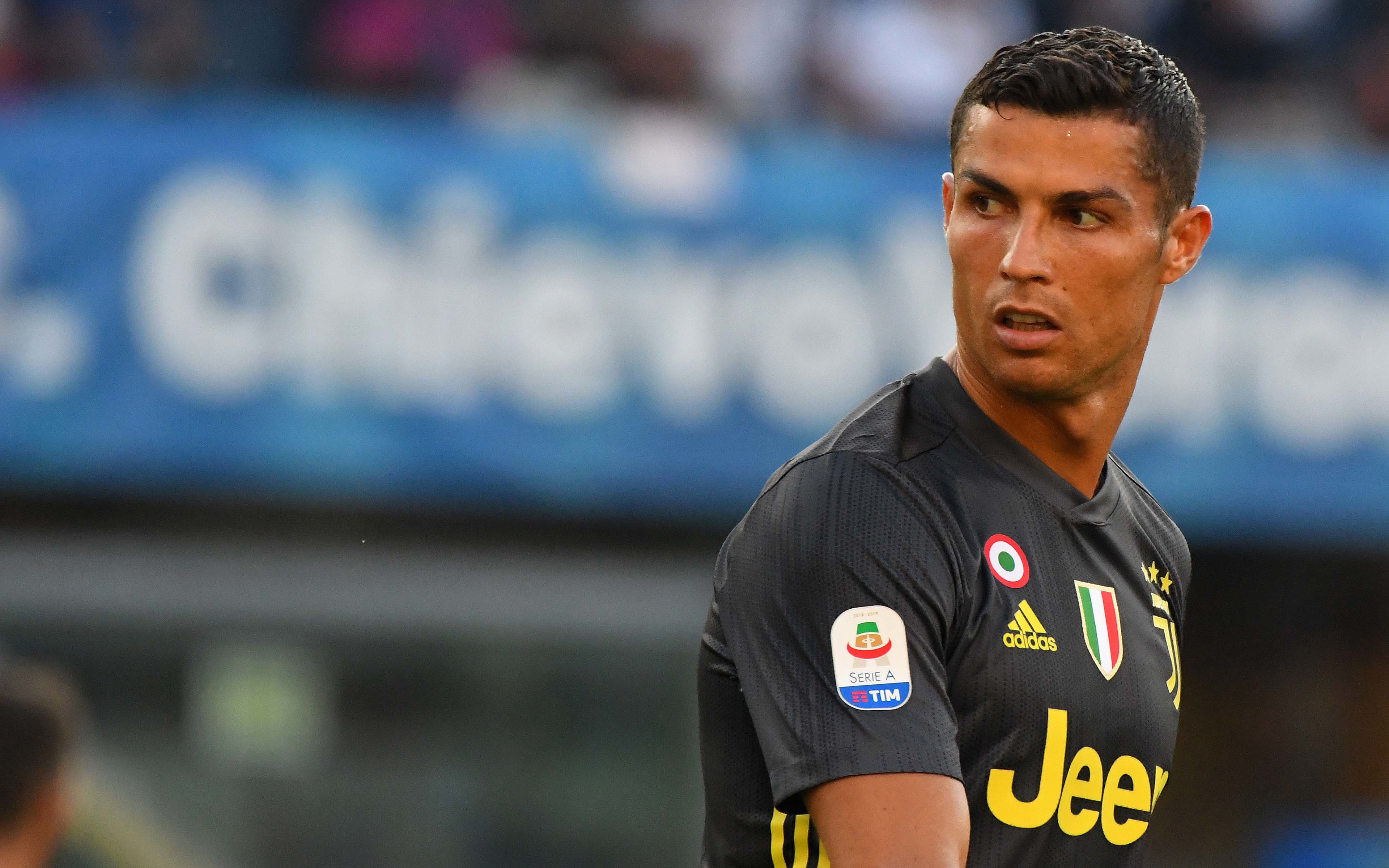 Photo from Cristiano Ronaldo - Wallpapers x 43
