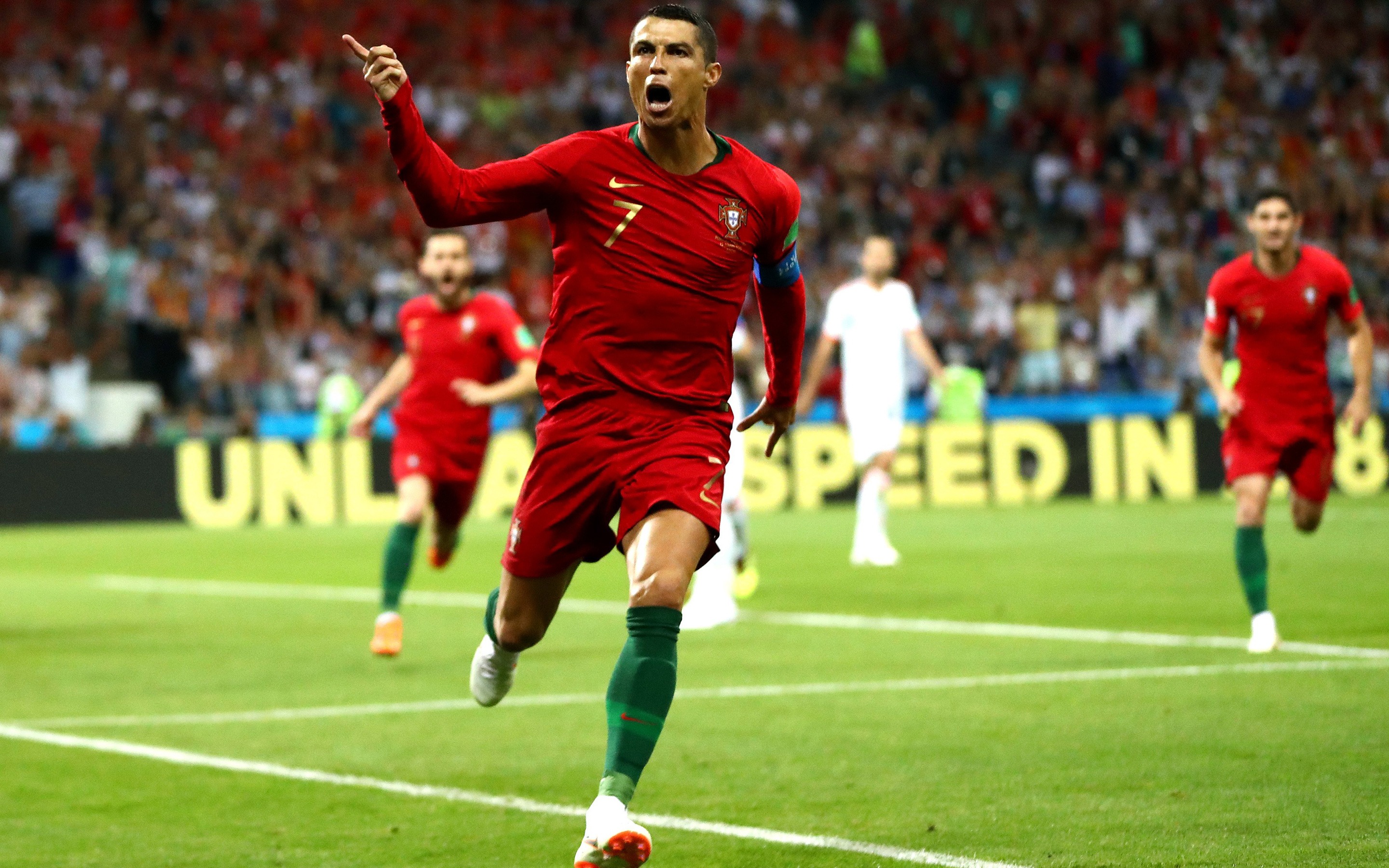 Photo from Cristiano Ronaldo - Wallpapers x 43