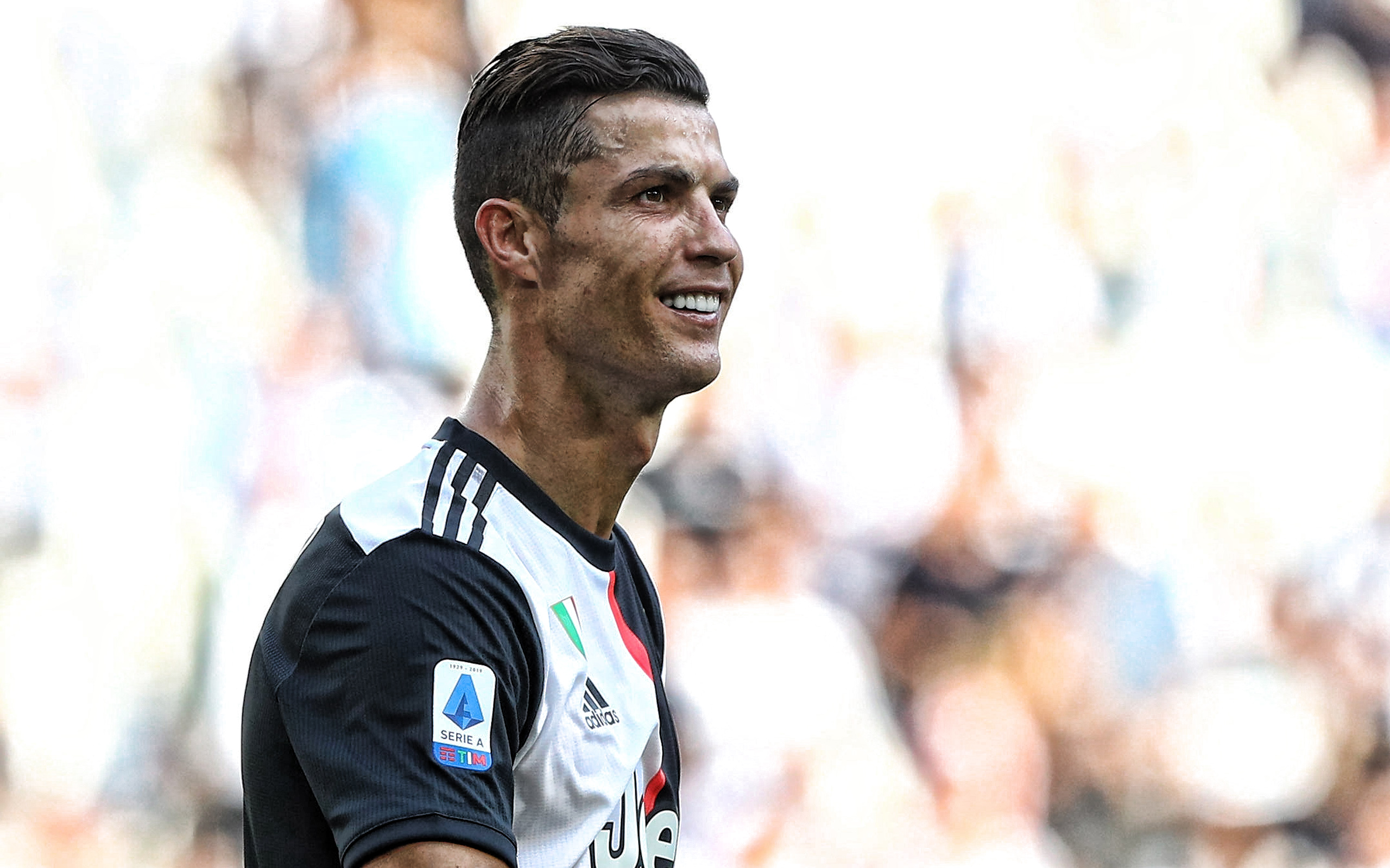 Photo from Cristiano Ronaldo - Wallpapers x 43