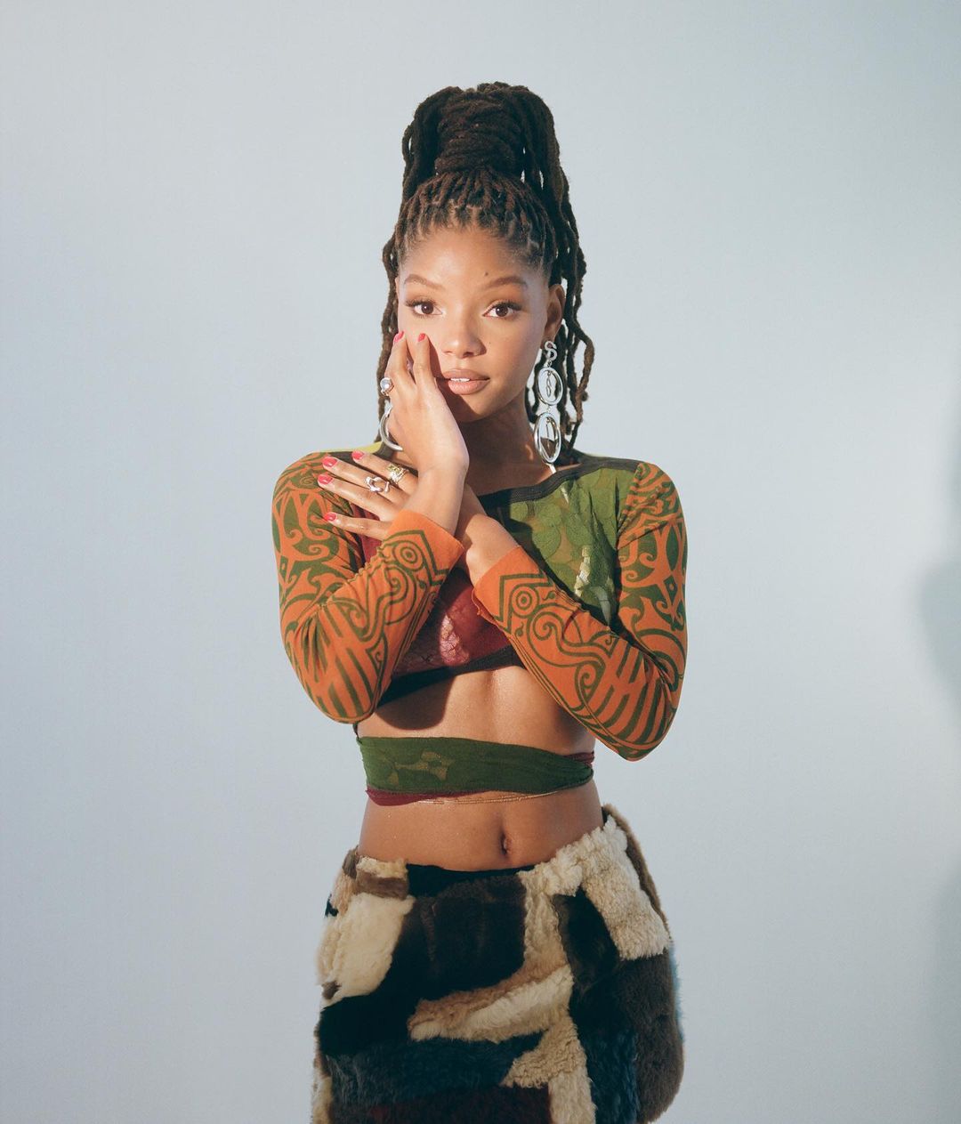 Halle Bailey 