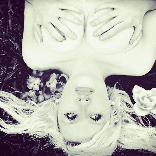 Photo from Kara Kamari Model 