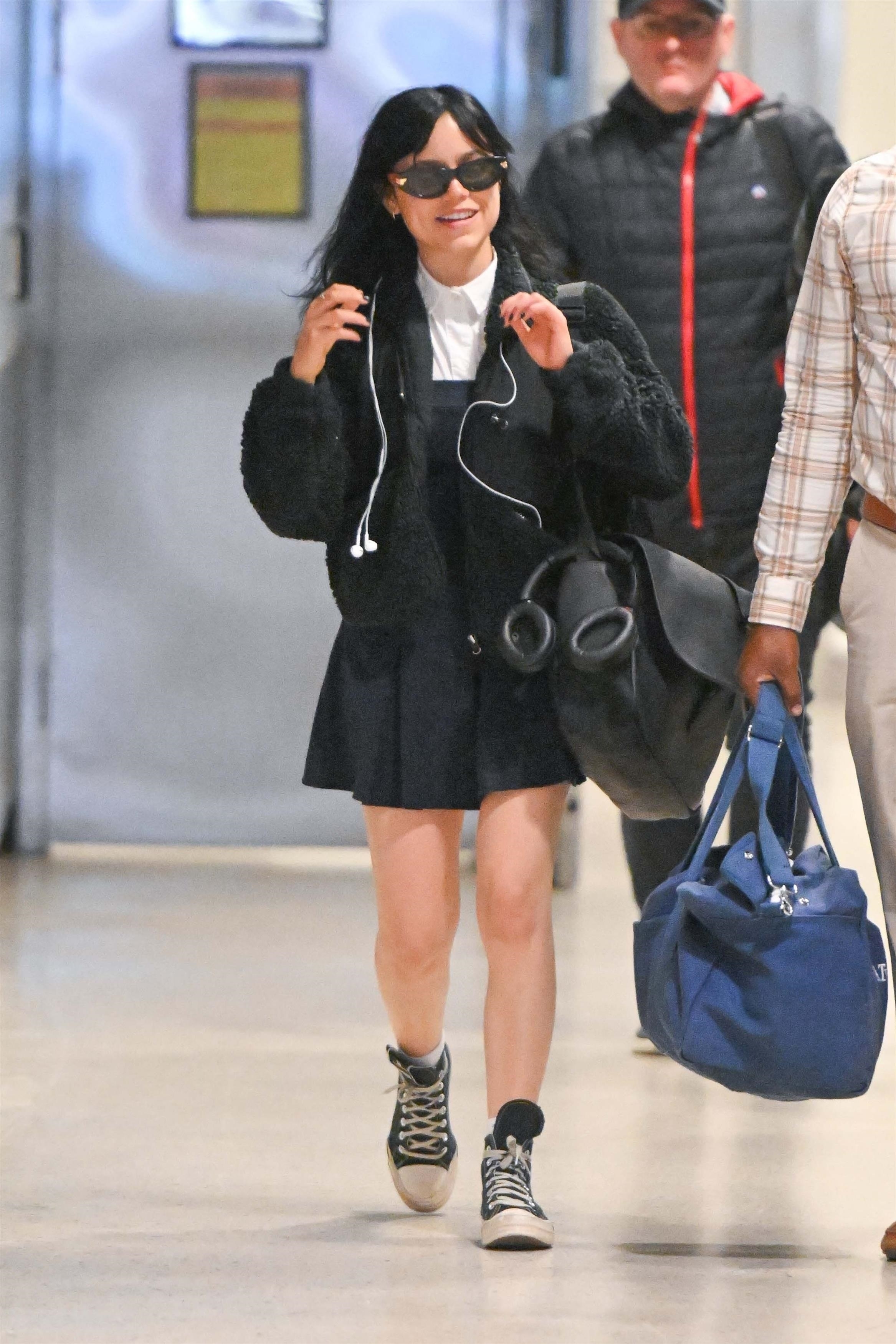 Photo from Jenna Ortega, Effortless Chic: A Fashion Statement at JFK 06-14-2024