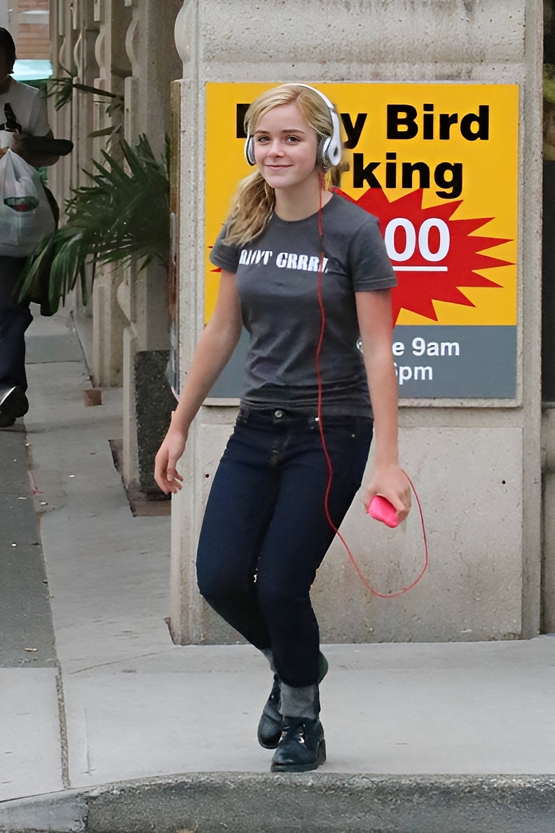 Photo from Kiernan Shipka