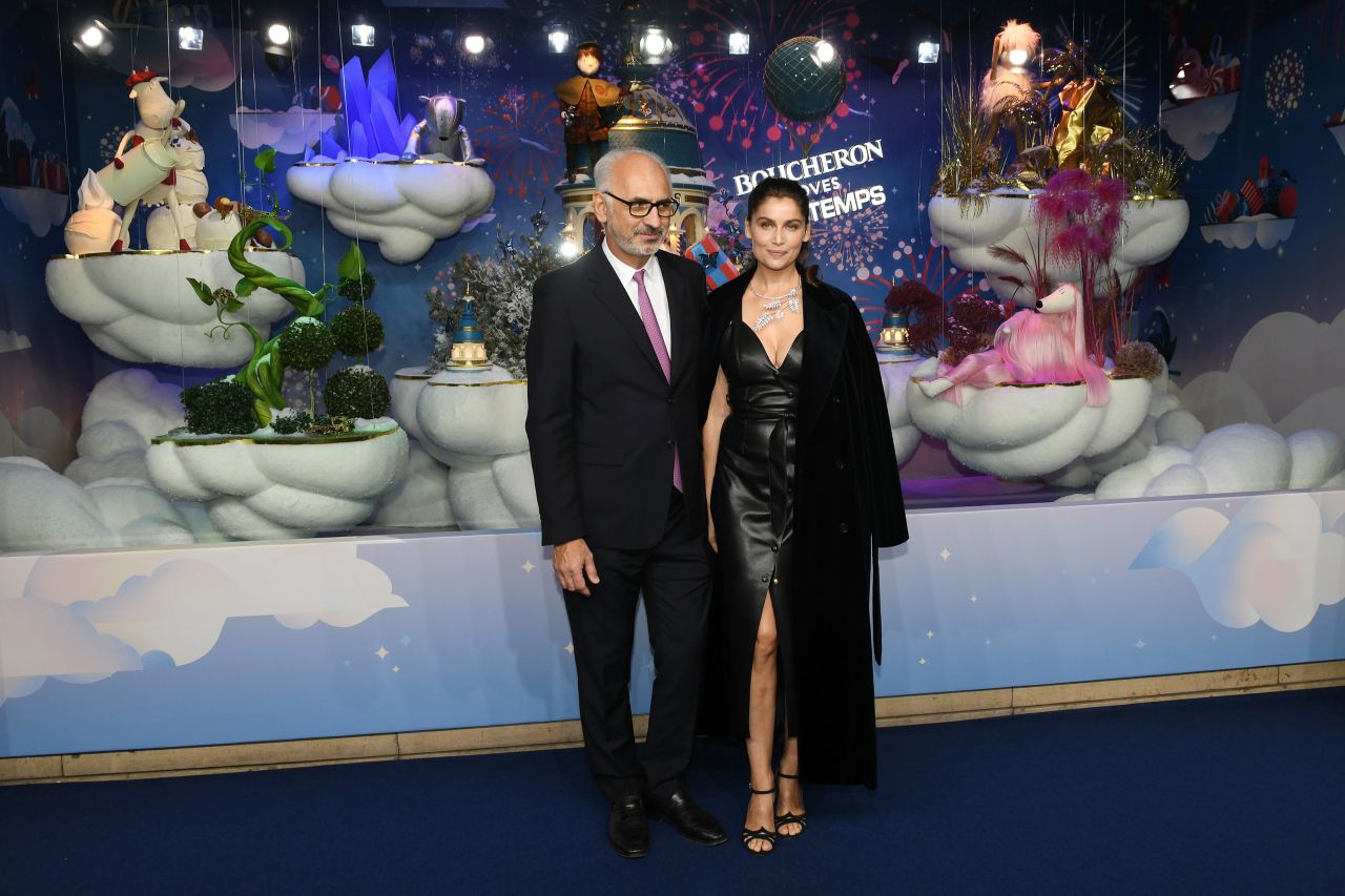 Photo from Laetitia Casta – Le Printemps Christmas Decorations in Paris
