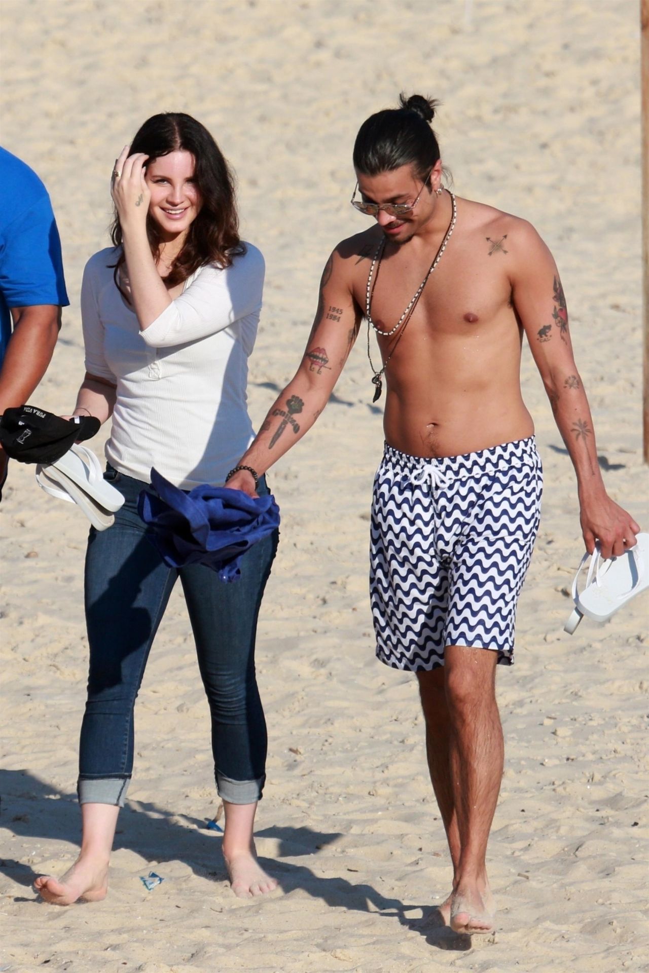 Photo from Lana Del Rey – Beach in Rio de Janeiro 03/21/2018