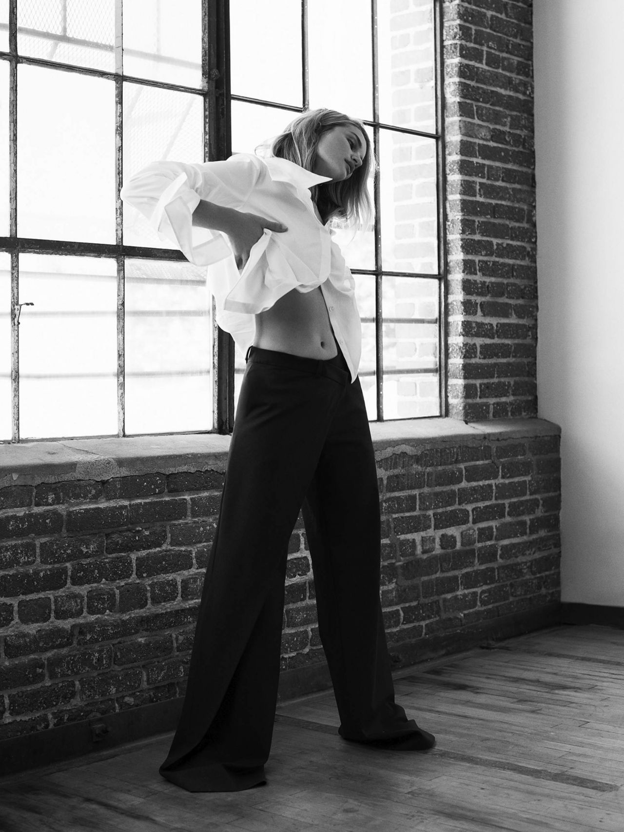 Photo from Rosie Huntington-Whiteley – The Edit by Net-A-Porter August 2018