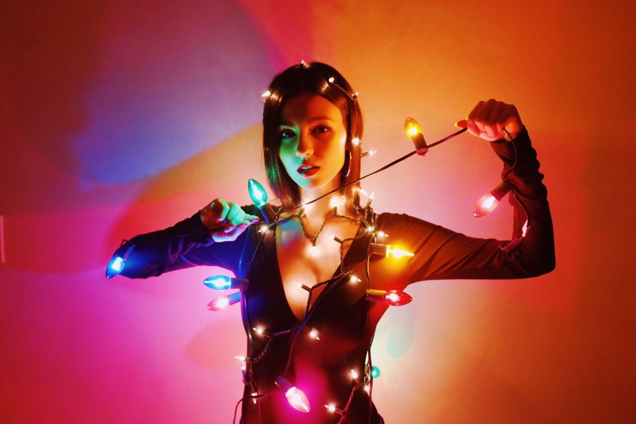 Victoria Justice – Holiday Lights Photoshoot 2018