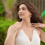 Daisy Shah Instagram Icon