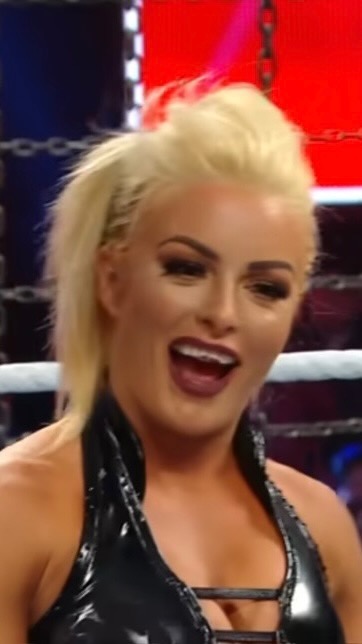 Mandy Rose Instagram | ThePlace-2.com