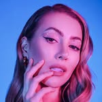 Natasha Hall         Instagram Icon