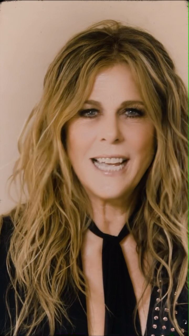 Rita Wilson Instagram | ThePlace-2.com