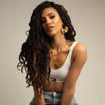 Vick Hope Instagram Icon