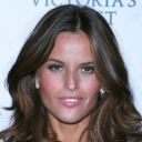 Izabel Goulart icon 128x128