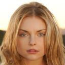Izabella Miko icon 128x128