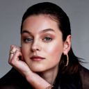 Emma Corrin icon 128x128