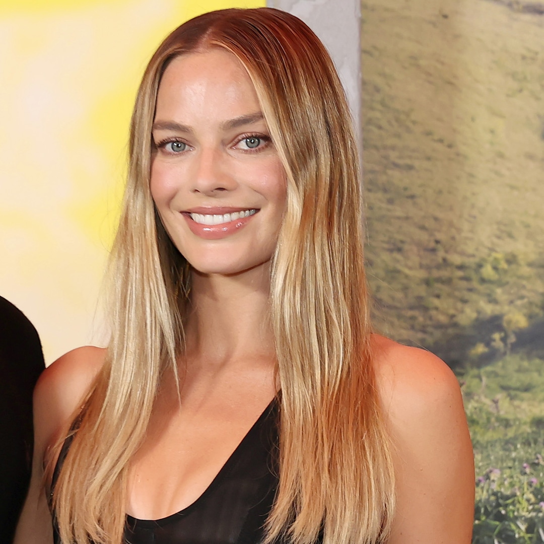 Margot Robbie Returns to Red Carpet After Welcoming Baby