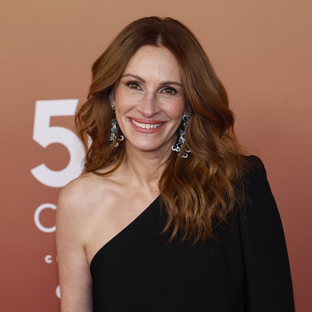 Julia Roberts Makes a Rare Appearance with an Unexpected Style Choice