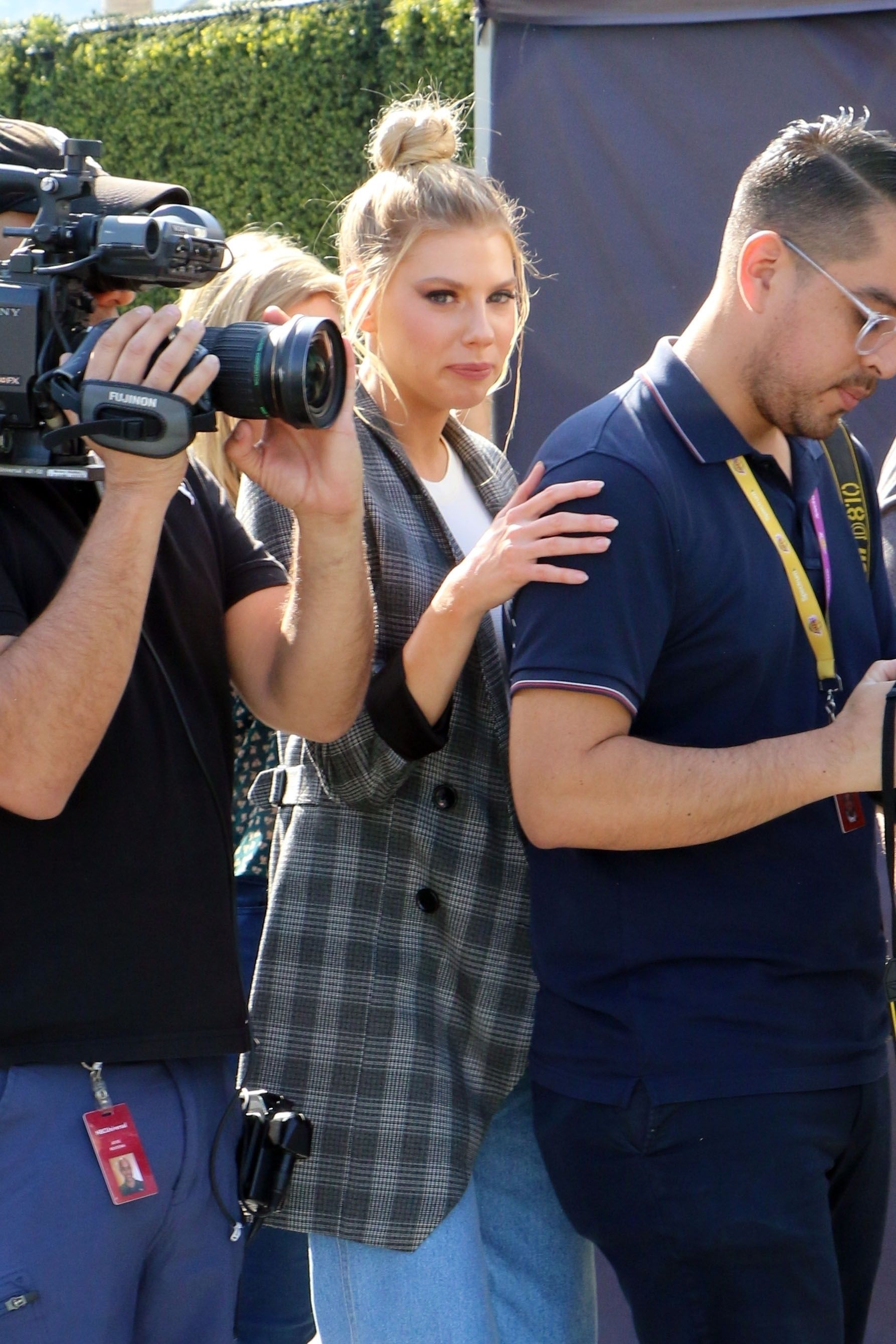 Charlotte Mckinney, photo #1005948