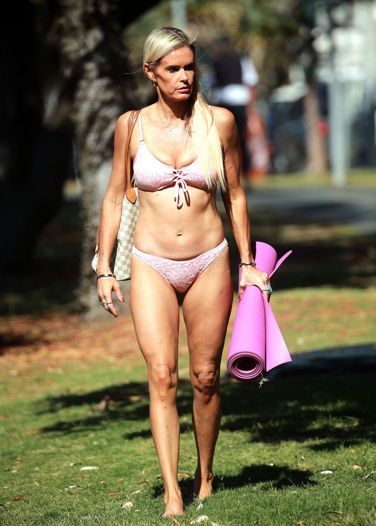 Emma Harrison, photo #1040814