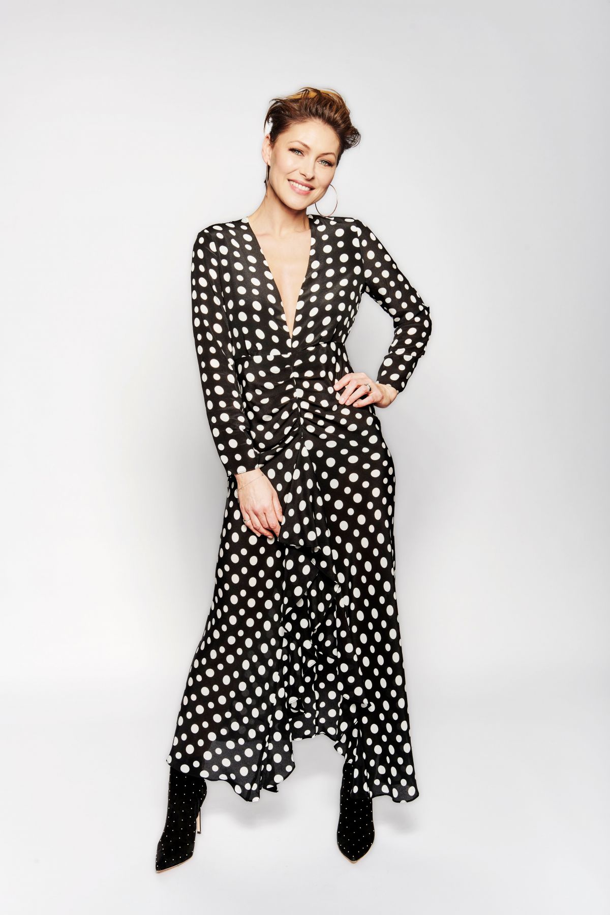 Emma Willis, photo #1050782
