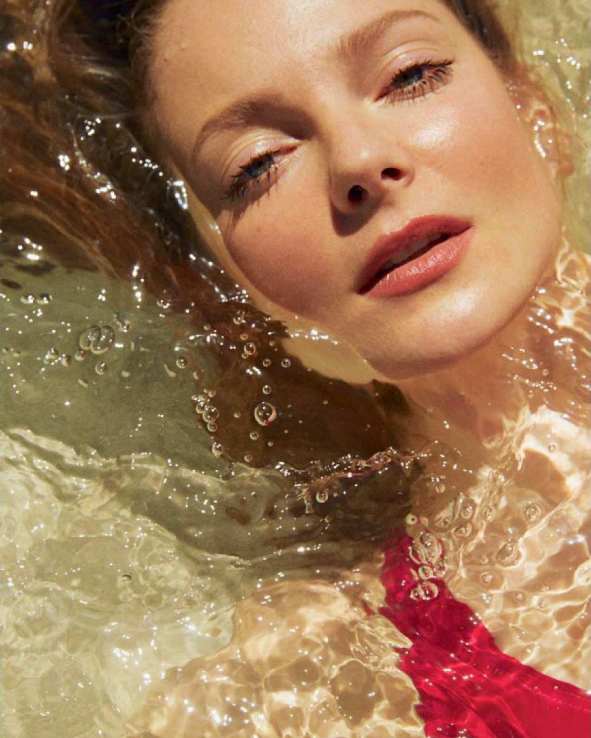 Eniko Mihalik, photo #1041378