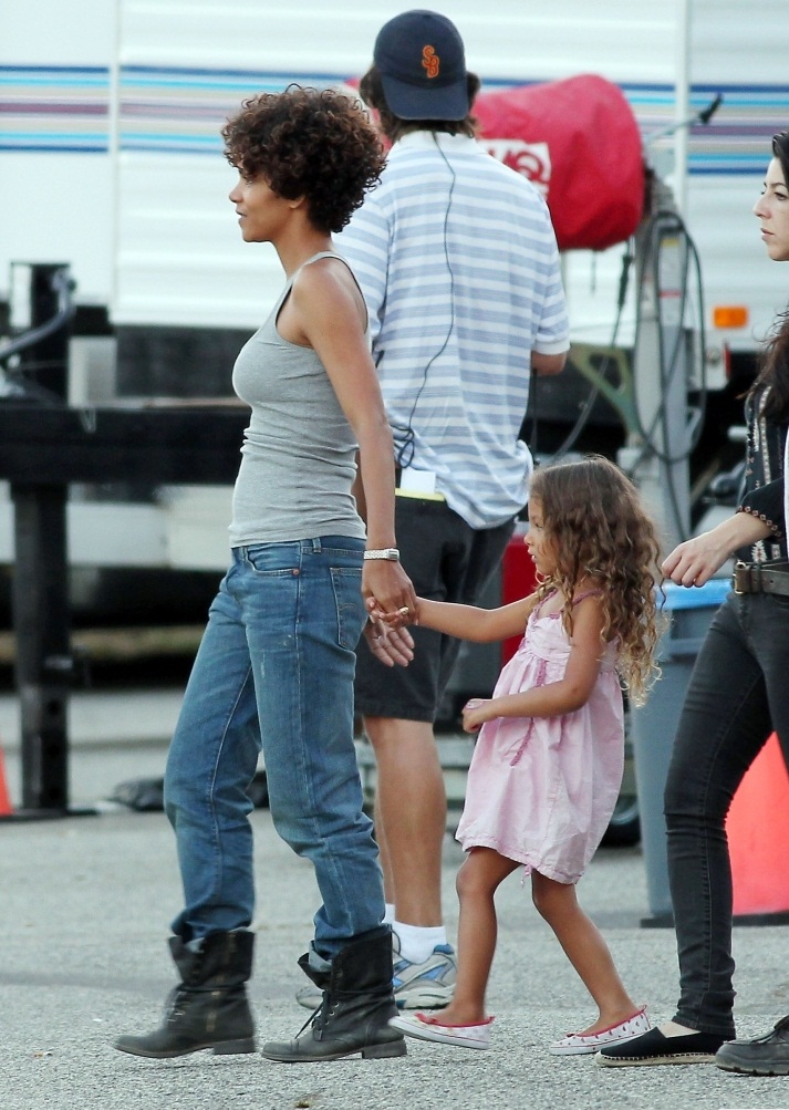 Halle Berry, photo #513681