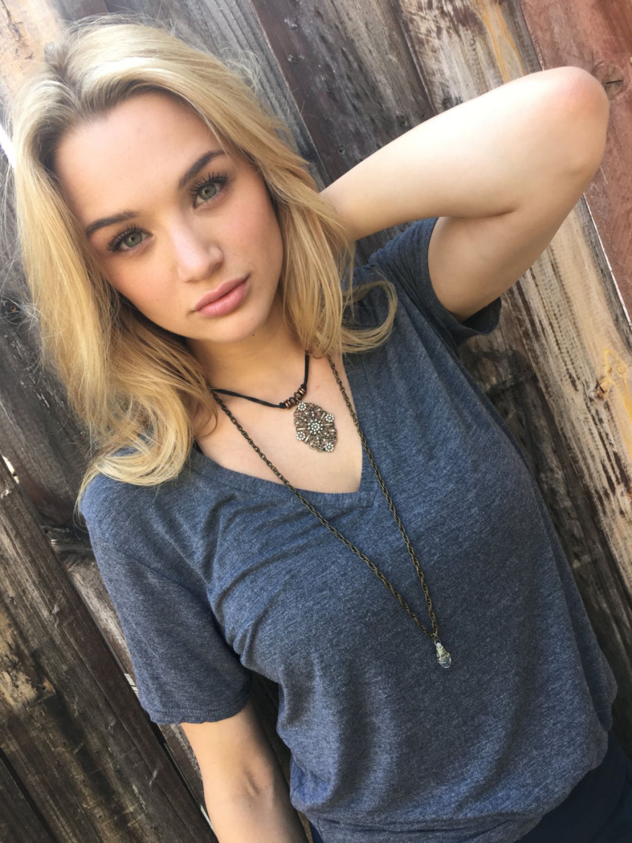 Hunter King, photo #865149