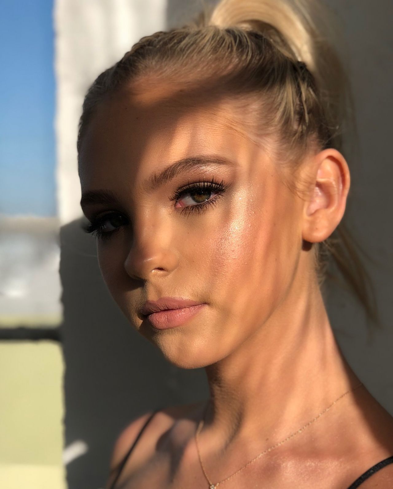 Jordyn Jones, photo #1046927