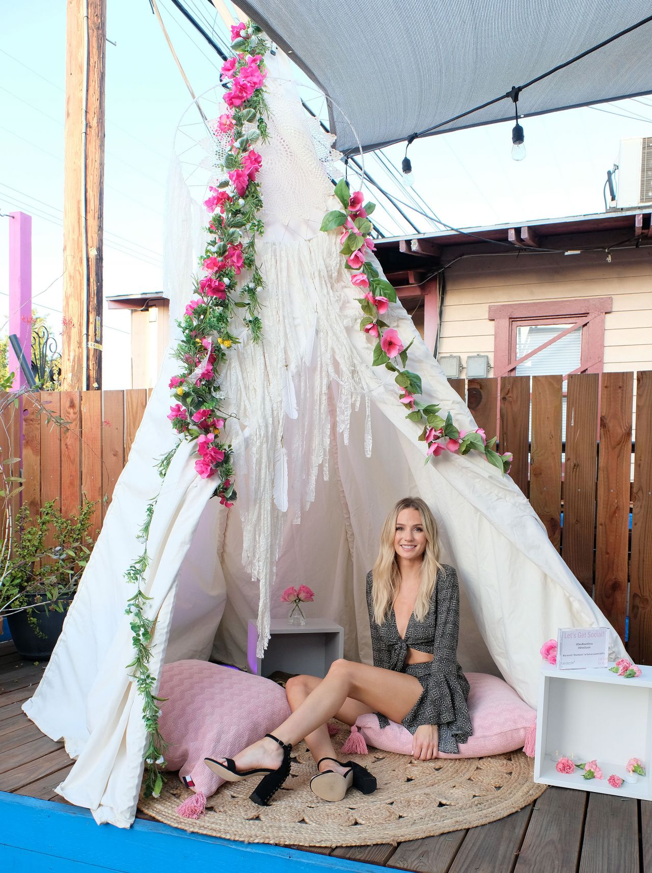 Lauren Bushnell, photo #1057619
