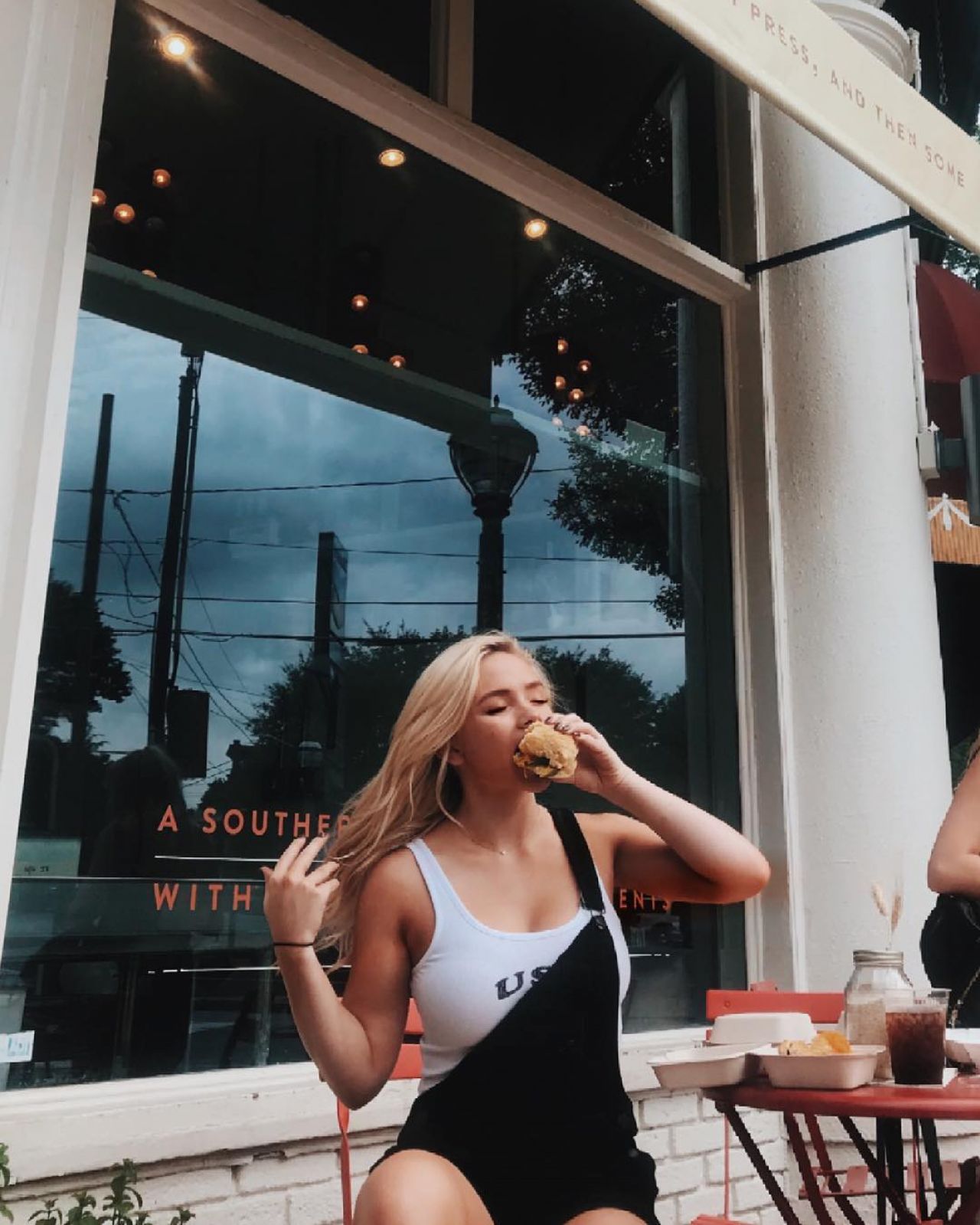 Natalie Alyn Lind, photo #1048201