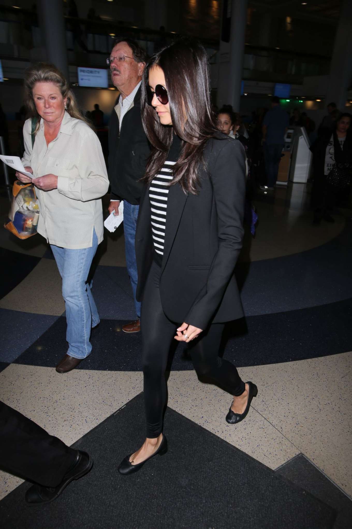 Nina Dobrev, photo #901010