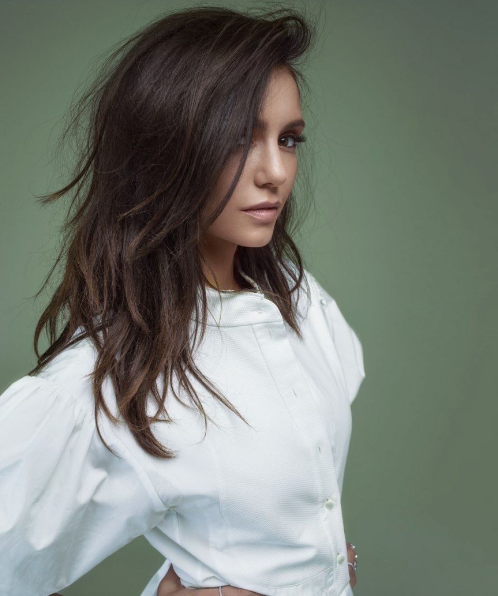 Nina Dobrev, photo #906649