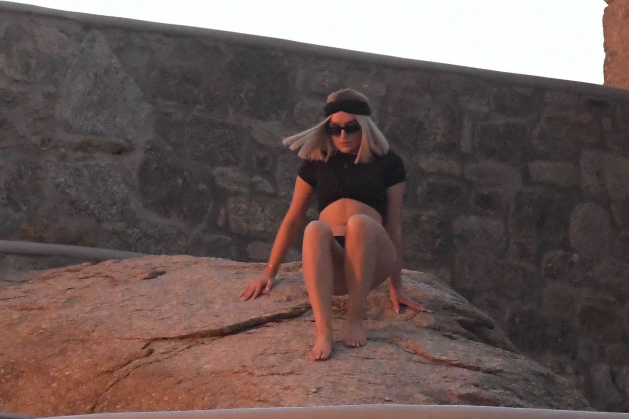 Perrie Edwards, photo #1057218