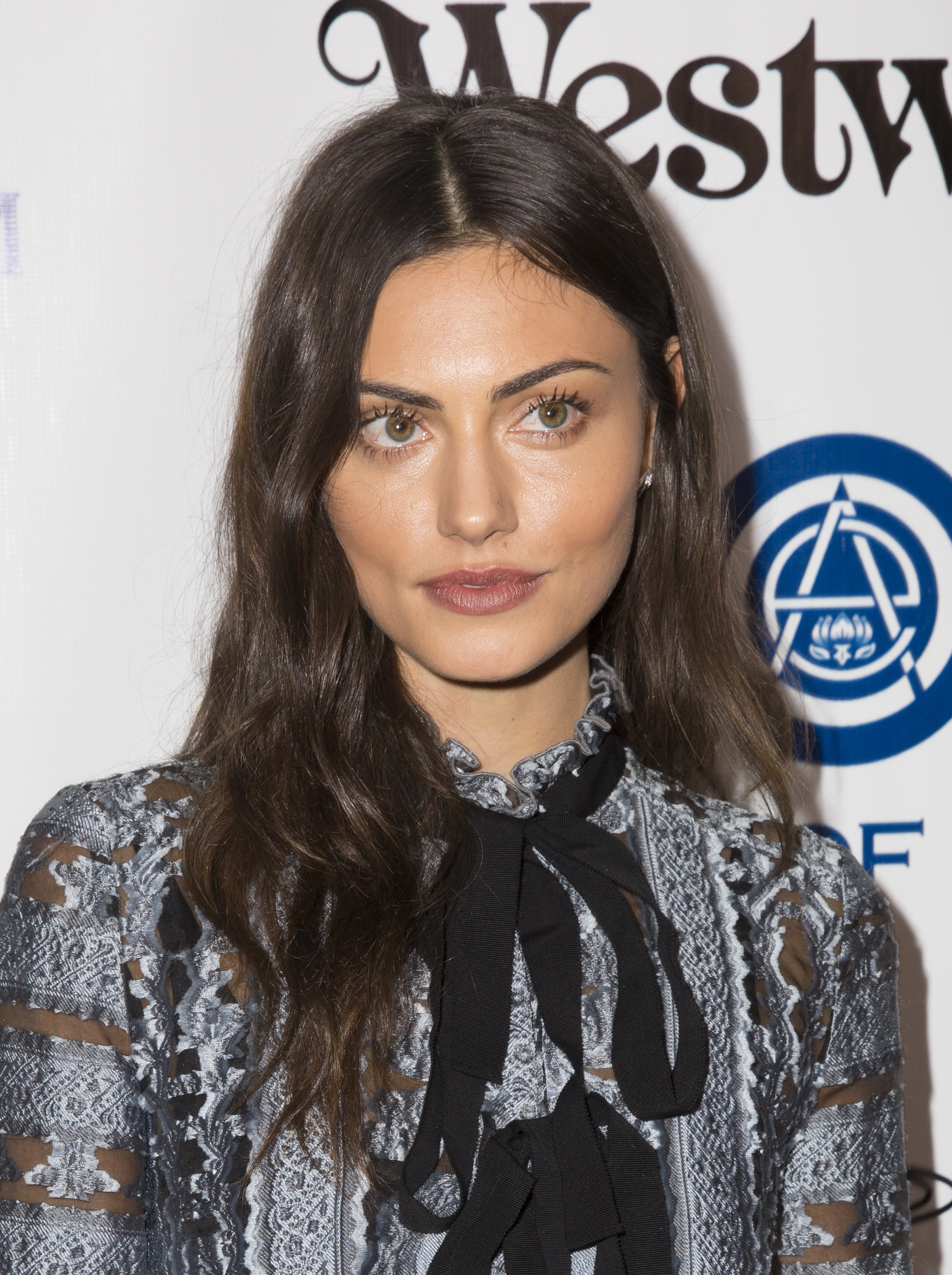 Phoebe Tonkin, photo #827291