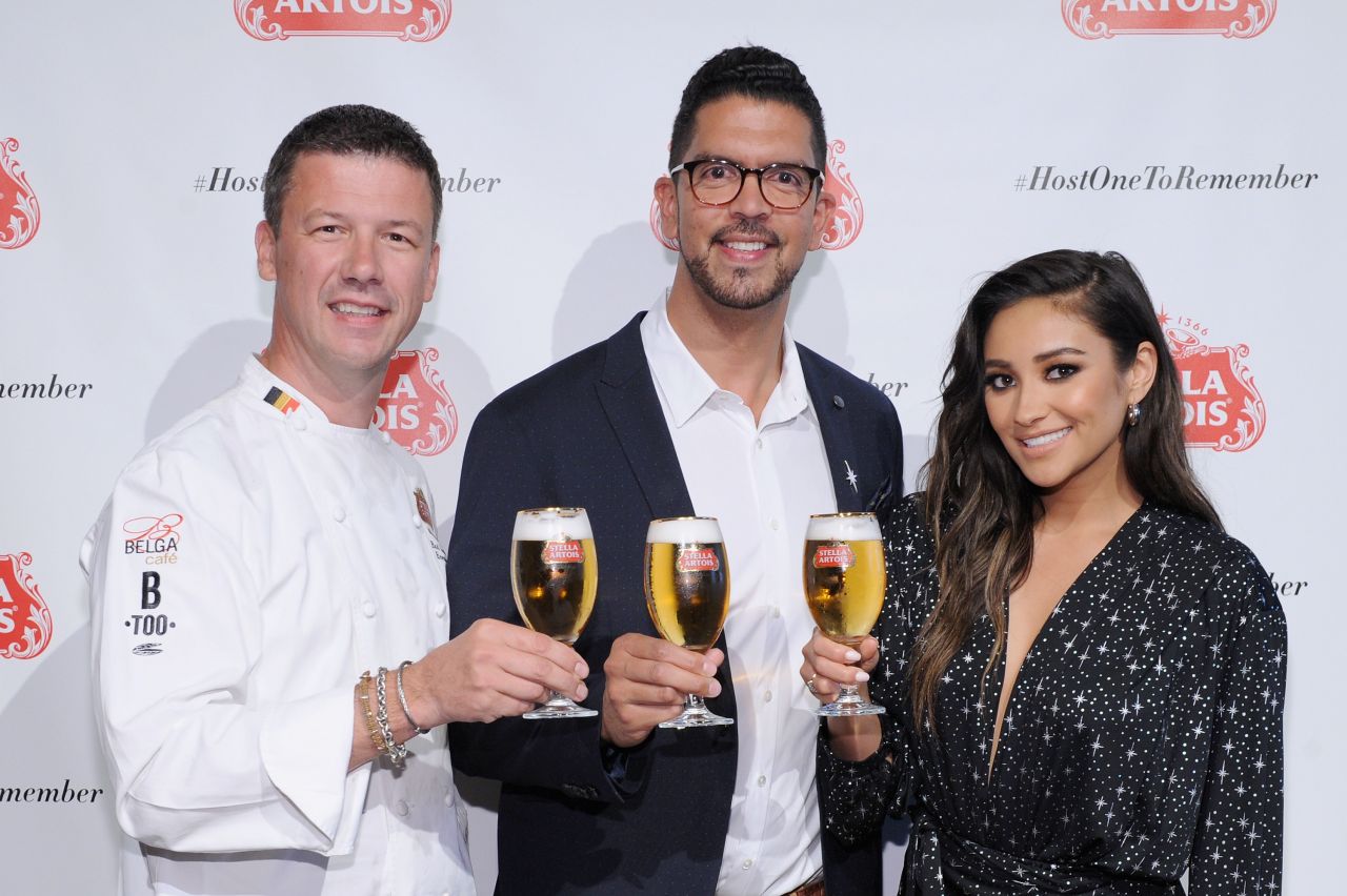 Shay Mitchell, photo #941462