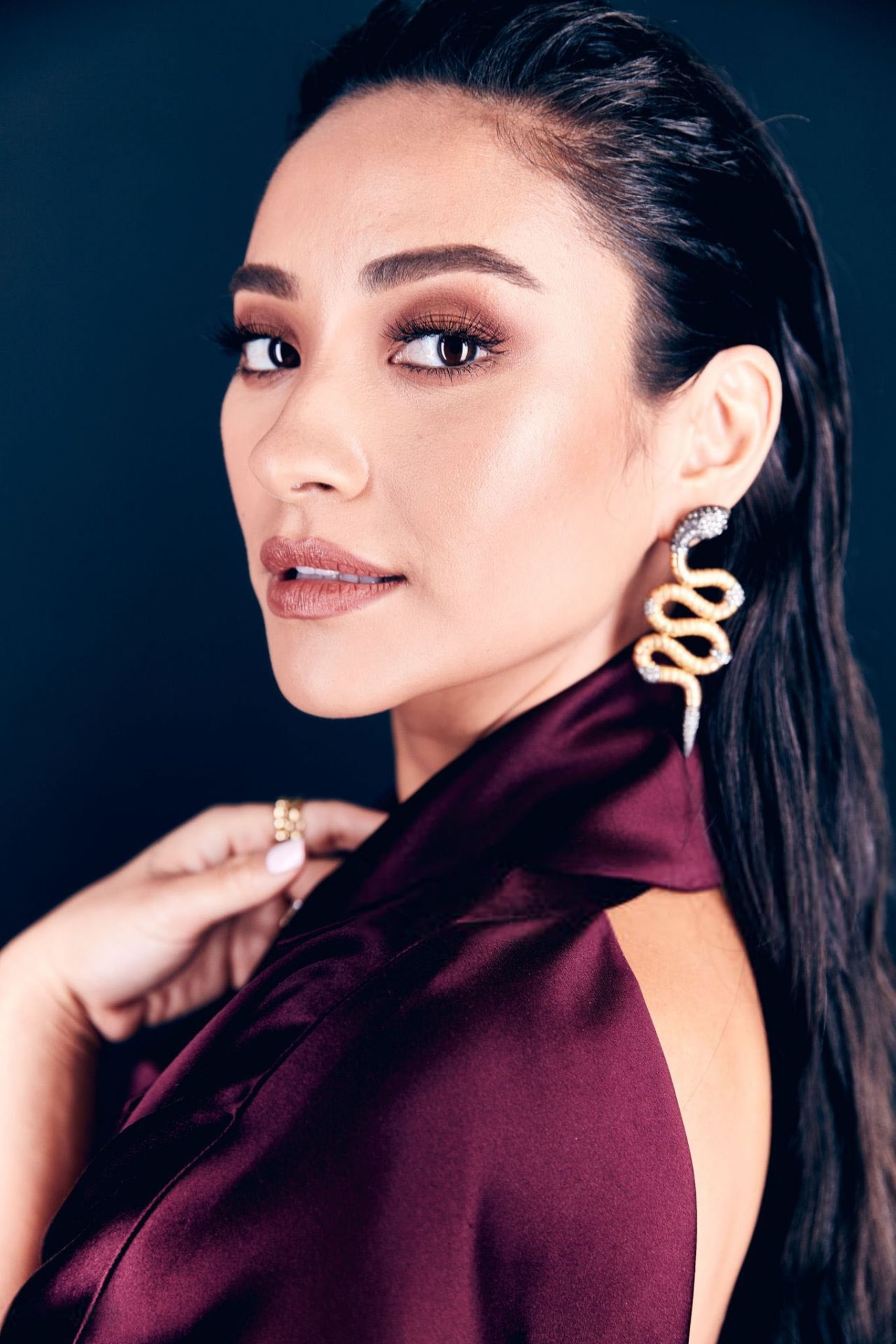 Shay Mitchell, photo #1068145