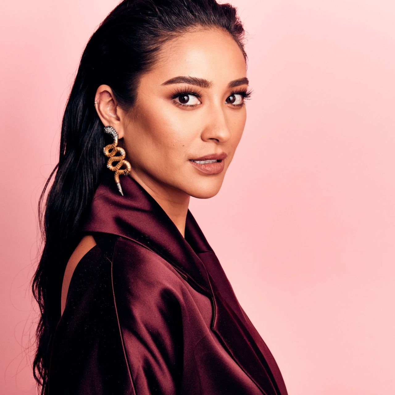 Shay Mitchell, photo #1068141