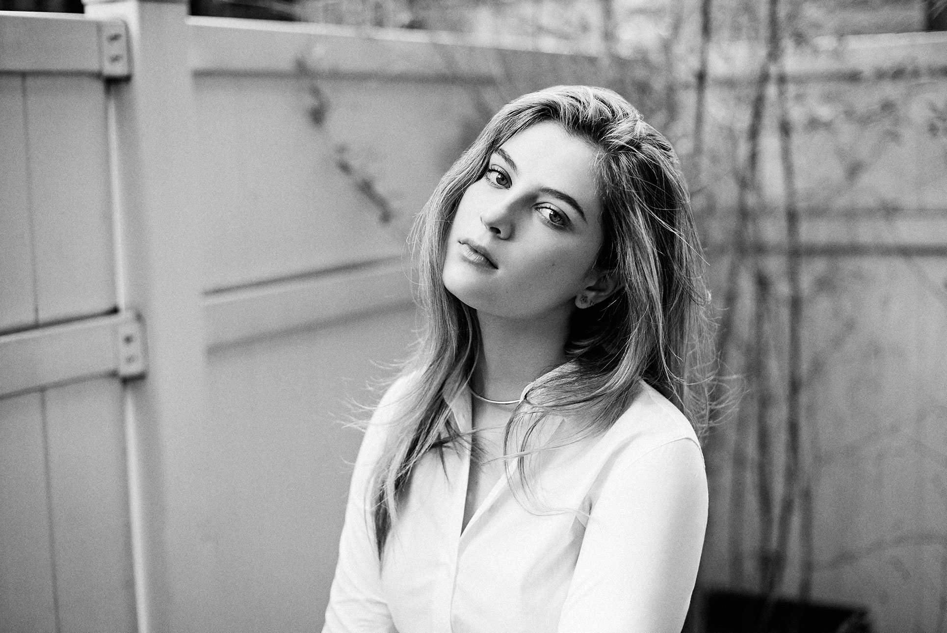 Zoe Levin, photo #747657
